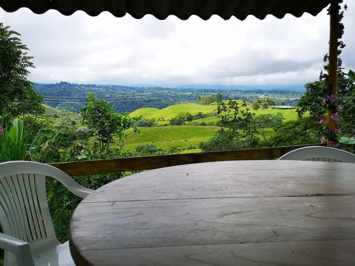 Hostal Campestre El Santuario Filandia Luaran gambar